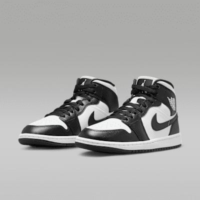 シューズ(女性用) Nike Women's Air Jordan1 Mid Black/White Air Jordan 1 Mid Women's Shoes. Nike IN
